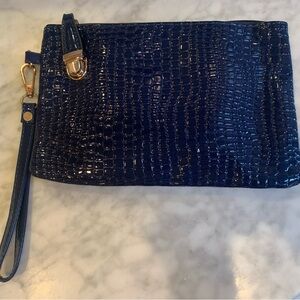 Elegant Navy Blue Crocodile-Embossed Clutch